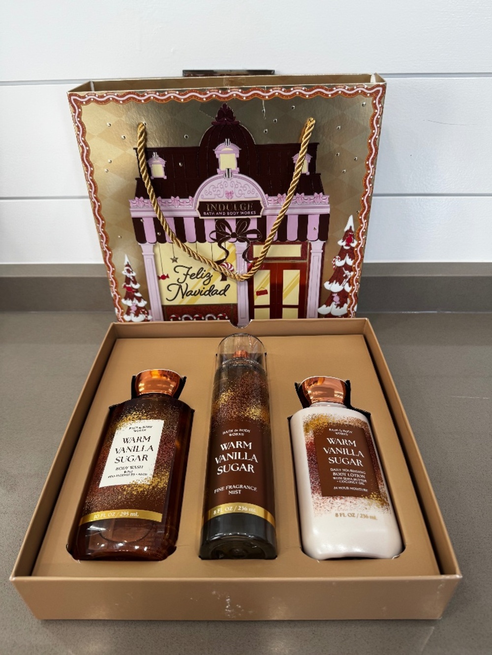 Bath and Body Works Warm Vanilla Sugar Gift Set